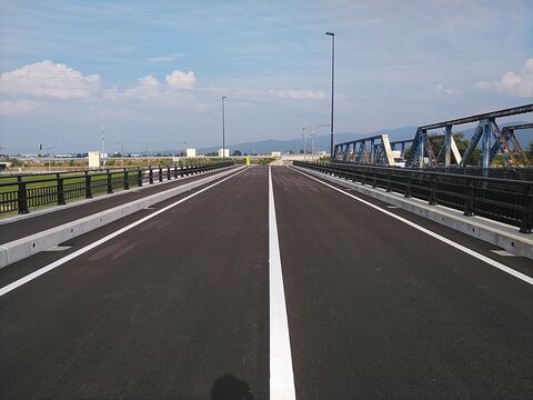 一般県道安居福野線（川崎橋）舗装工事